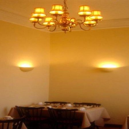 Oyo Lord Nelson Hotel Telford Eksteriør billede